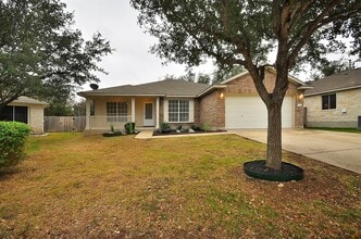 Building Photo - 1109 Fossil Cove