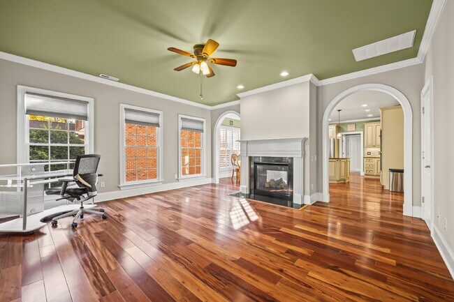 Building Photo - "Luxurious 4-Bed Oasis with Granite Countertops & Cozy Fireplace in Charlotte - 3914 Sq Ft of Ele...