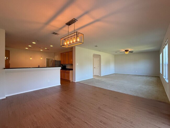 Building Photo - 2250 Howry Dr