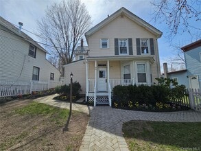 Building Photo - 95 W Rte 59