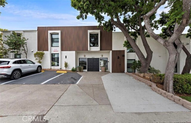 Building Photo - 6679 Linda Vista Rd