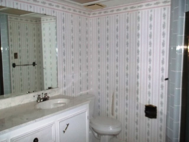 Building Photo - 1207 Ruiz Dr