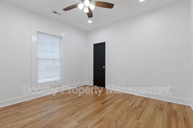 Building Photo - 1508 Bailey Ave