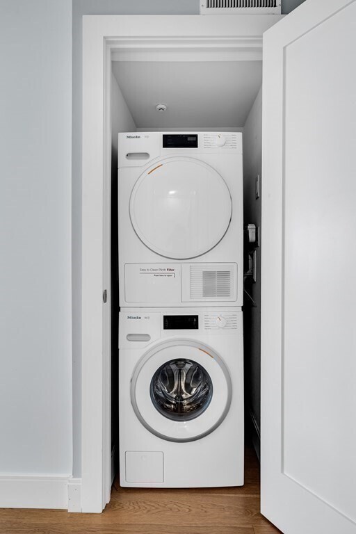 Building Photo - 19 Plymouth St