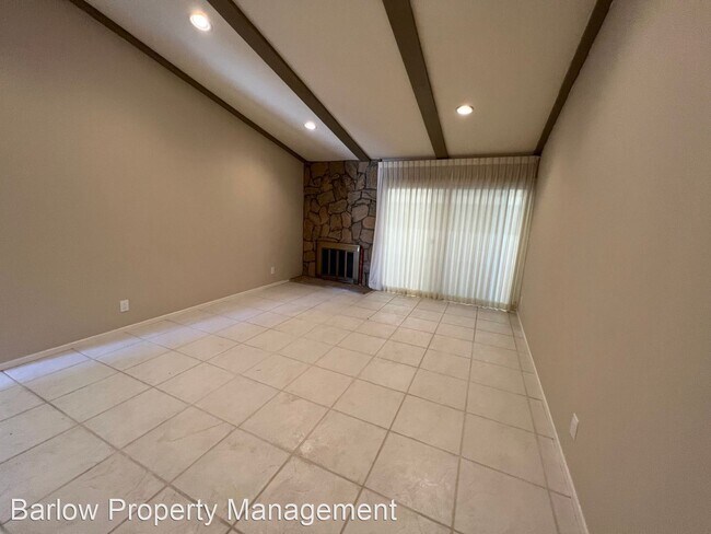 Building Photo - 5 br, 2.5 bath House - 2030 Marco Drive