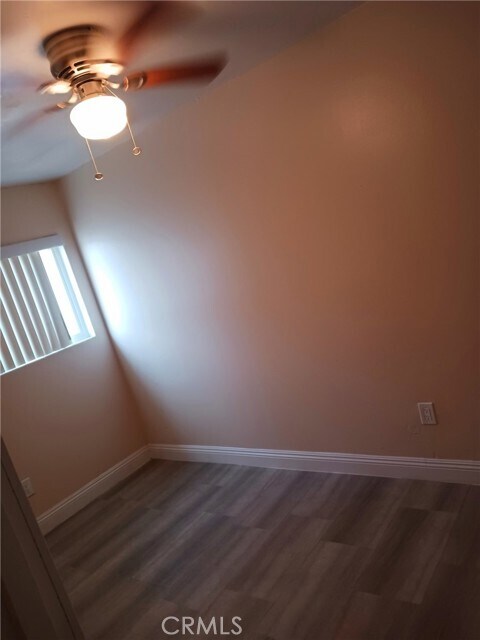 Building Photo - 687 Karesh Ave