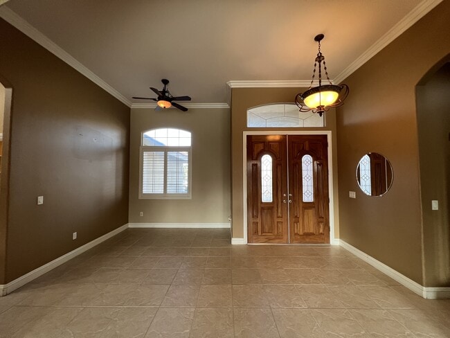 Building Photo - 12309 Thornwood Dr