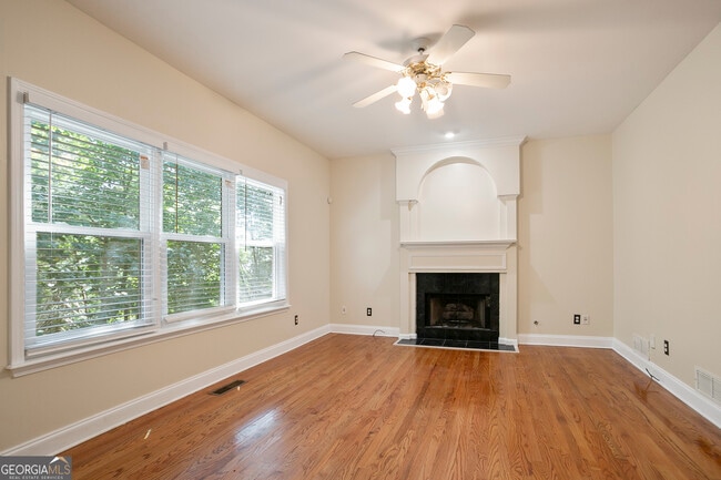 Building Photo - 5465 Derby Chase Ct