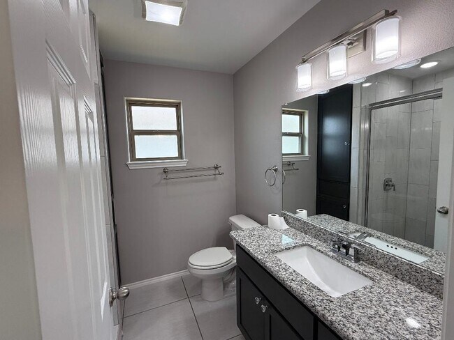 Building Photo - 5814 Doctorado Dr