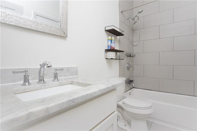 Building Photo - 183 Burbank Dr SW