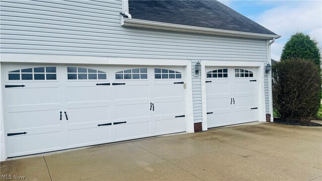 Building Photo - 3473 Churchill Downs