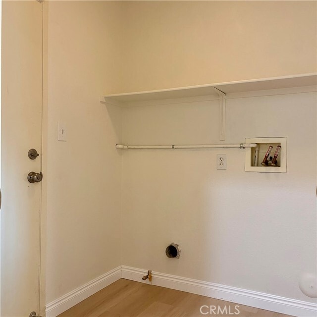 Building Photo - 597 Hummingbird Dr