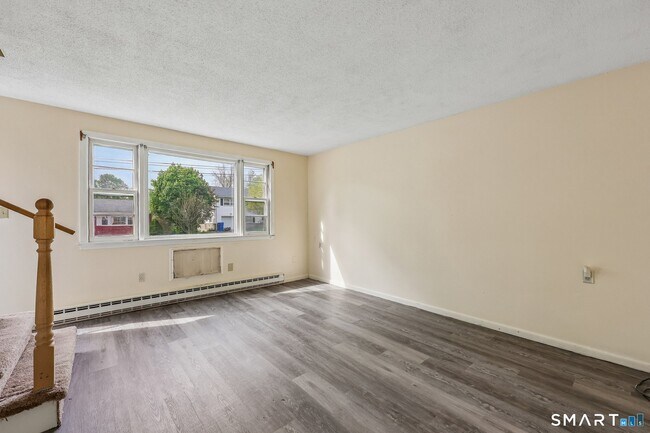 Building Photo - 54 Buckridge Rd