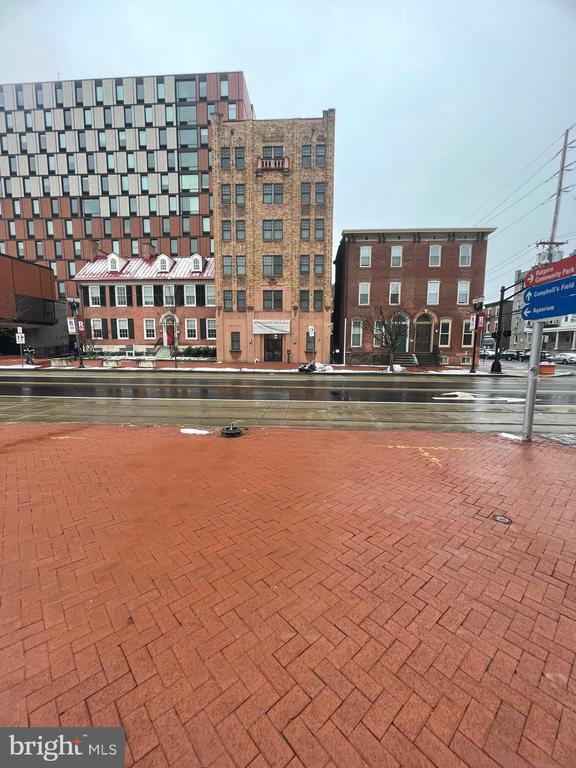 Building Photo - 306 Cooper St