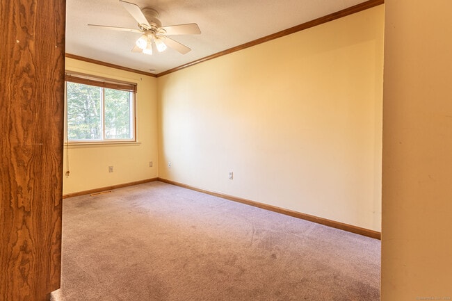 Building Photo - 38 Conestoga Way
