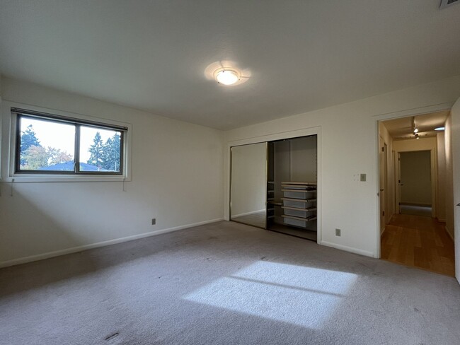 Building Photo - Charming Portland Home with Garden Oasis, ...