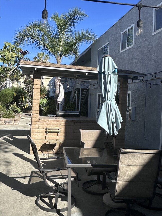 Building Photo - 3532 Meade Ave