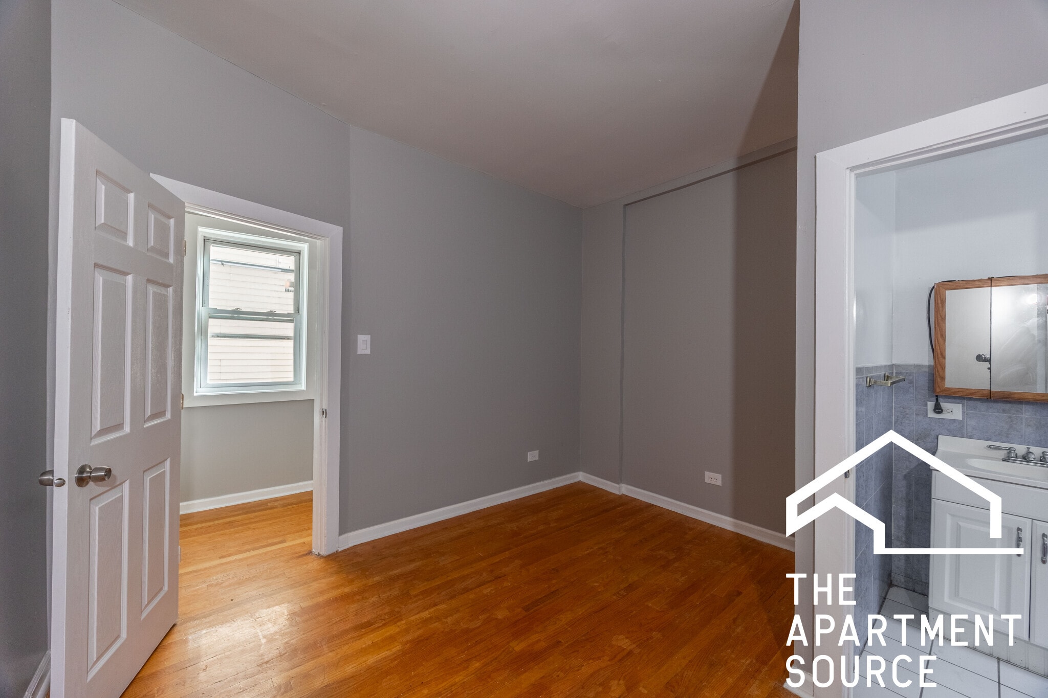 Building Photo - 2655 W Homer St