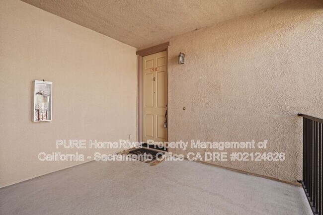 Building Photo - 6551 Hearthstone Cir