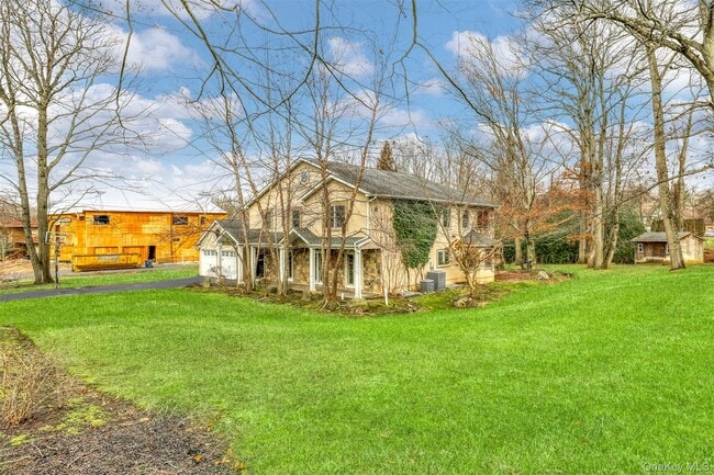 Building Photo - 14 Judith Ln