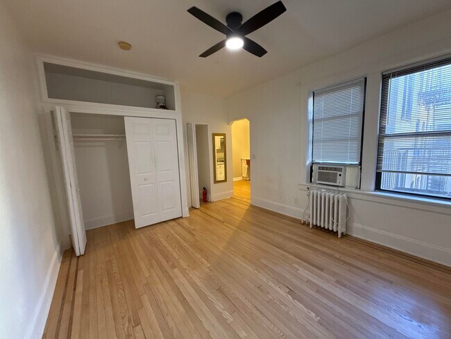 Building Photo - 36 Duncan Ave