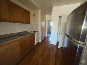 Building Photo - 0 bedroom in JACKSON HEIGHTS NY 11372