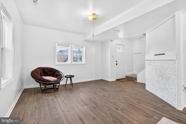 Building Photo - 1118 Sterling Ave