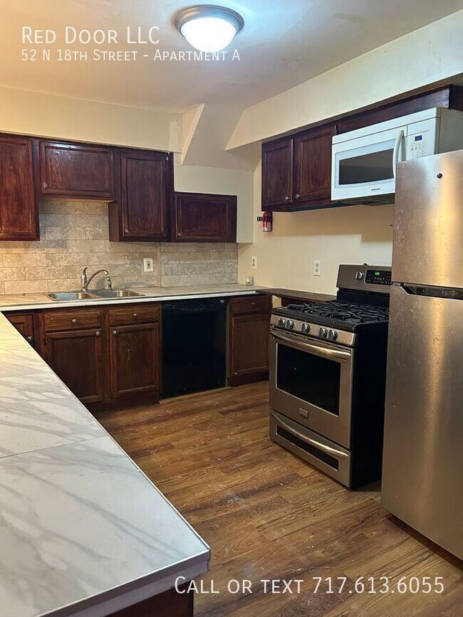 Building Photo - 52 N 18th St