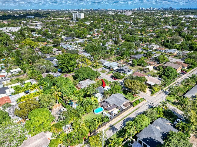 Building Photo - 1509 NW 4th Ave