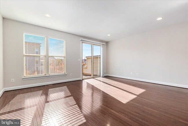 Building Photo - 42211 Yancey Terrace