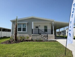 Building Photo - 34822 Minnow Ln
