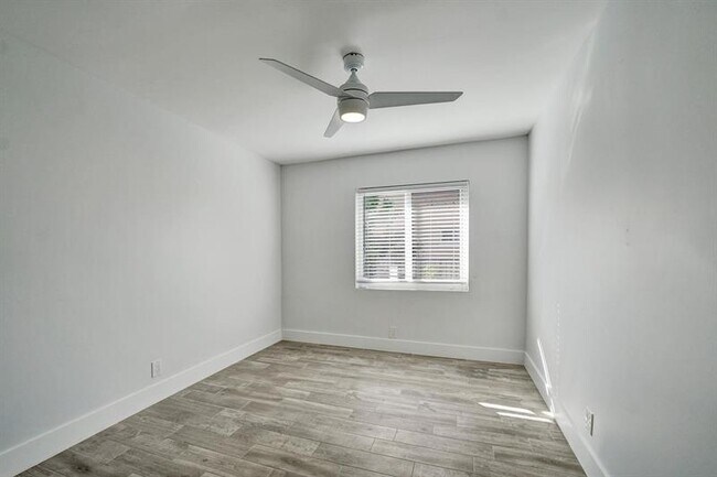 Building Photo - 11600 NW 26th St