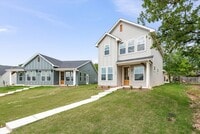 Building Photo - 1209 Chestnut Ct