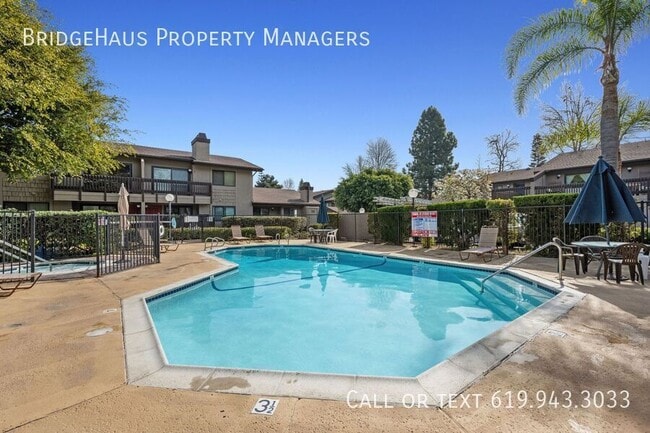 Building Photo - 8360 Via Sonoma