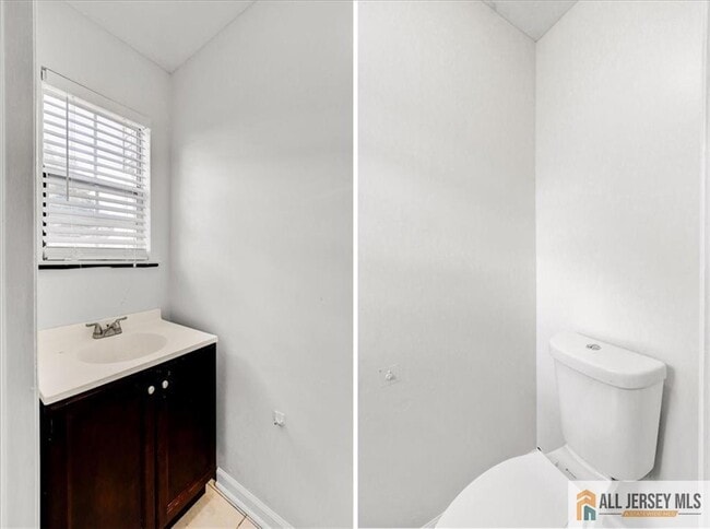 Building Photo - 715 Darlington Dr