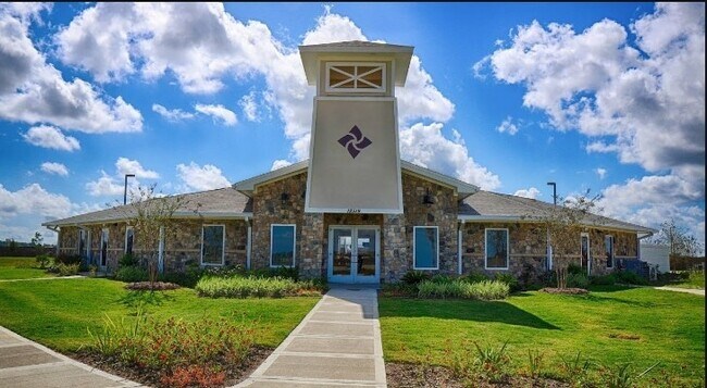 Building Photo - 12725 Pirate Bend Dr