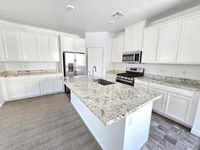 Building Photo - 2868 Amphion Ct