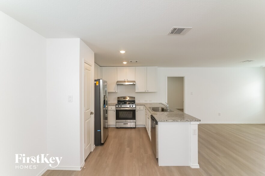 Building Photo - 7946 Serro Medina