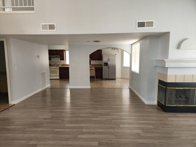 Building Photo - Charming 4BR House in Las Vegas