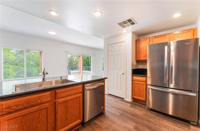 Building Photo - 10601 Pedal Point Pl