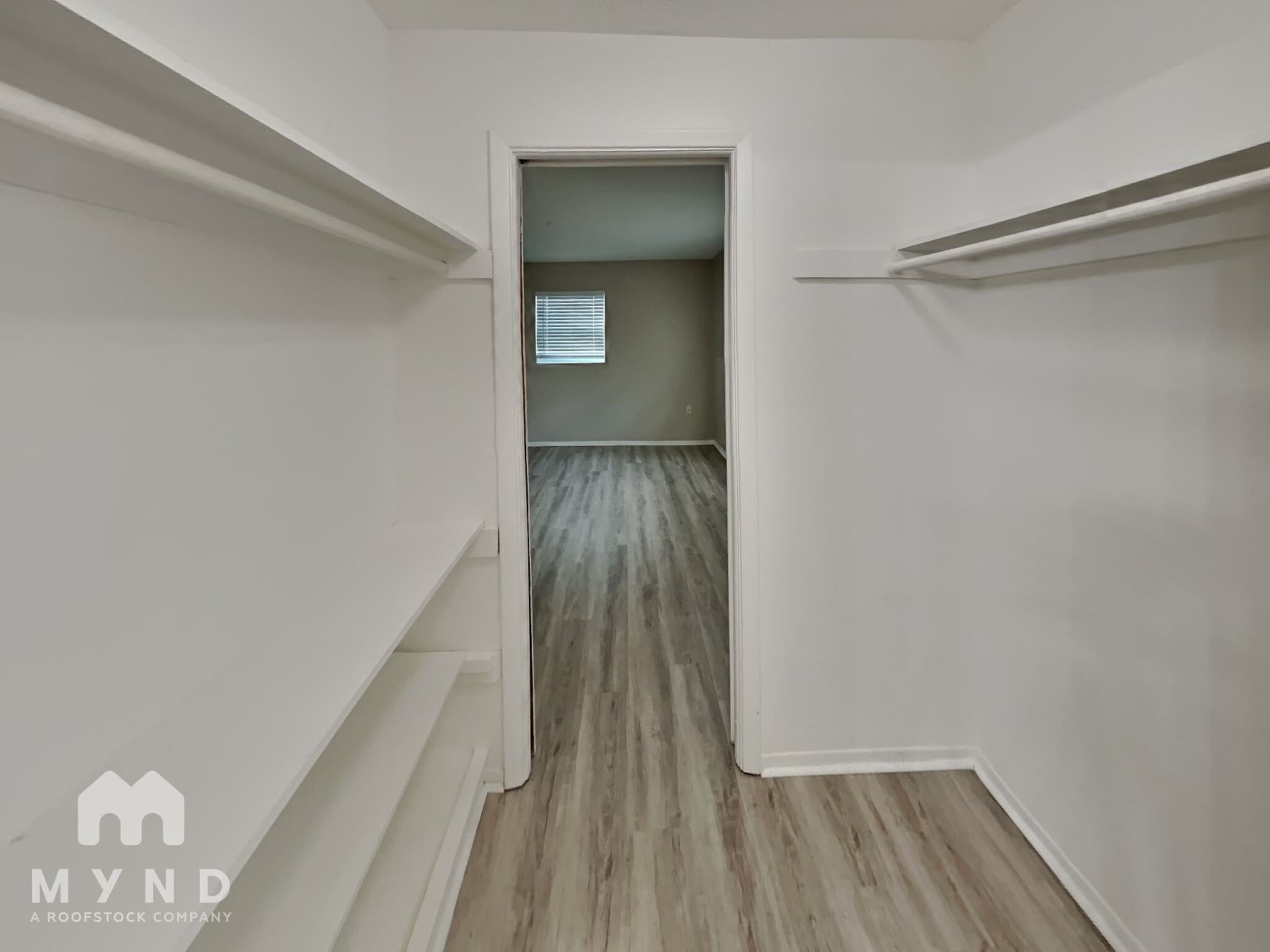 Building Photo - 7511 Hawthorn Dr