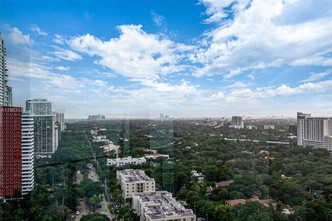 Building Photo - 1451 Brickell Ave