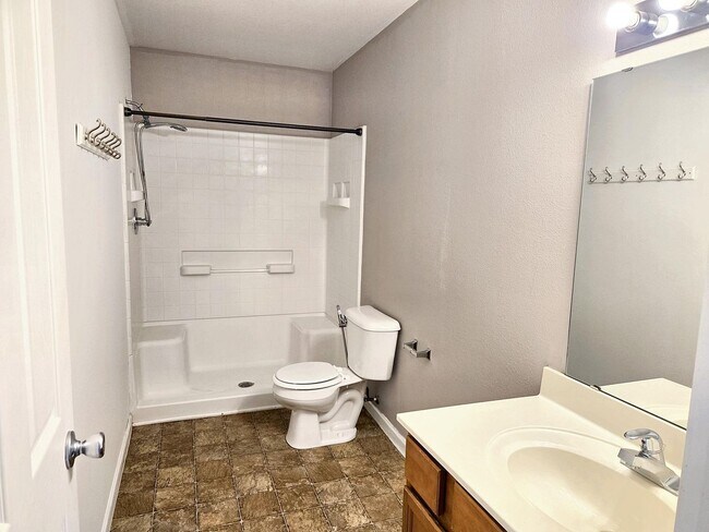 Building Photo - 5358 Woodrush Ave