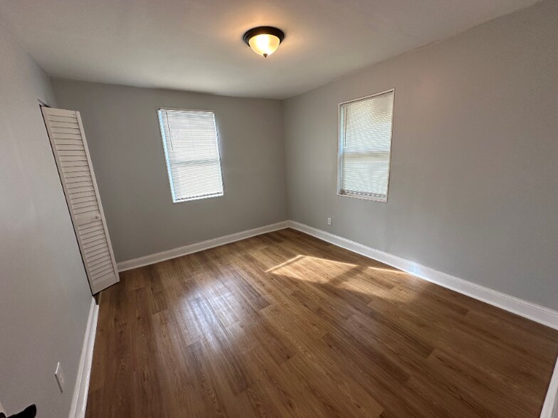 Building Photo - 1717 Mc Quade St