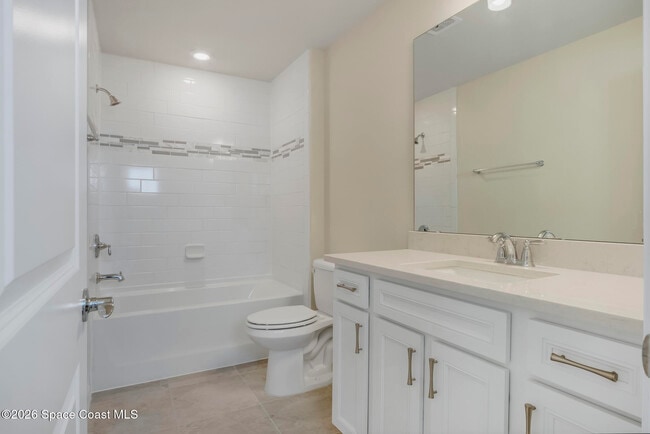 Building Photo - 10369 Pk Ests Ave