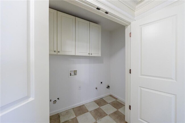 Building Photo - 1012 Madeline Ln