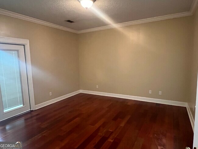Building Photo - 129 Bedford Ct