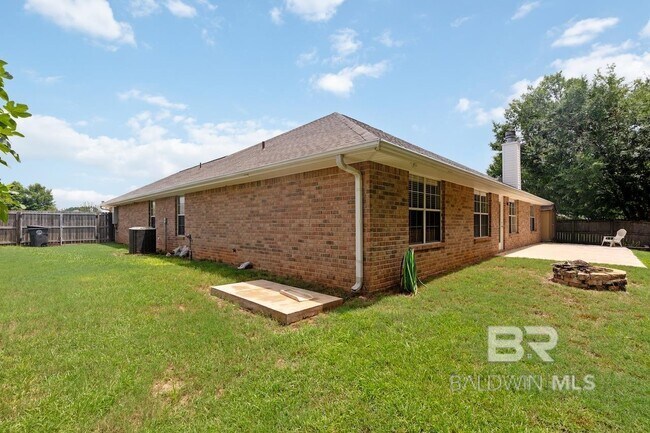 Building Photo - 157 Pemberton Loop