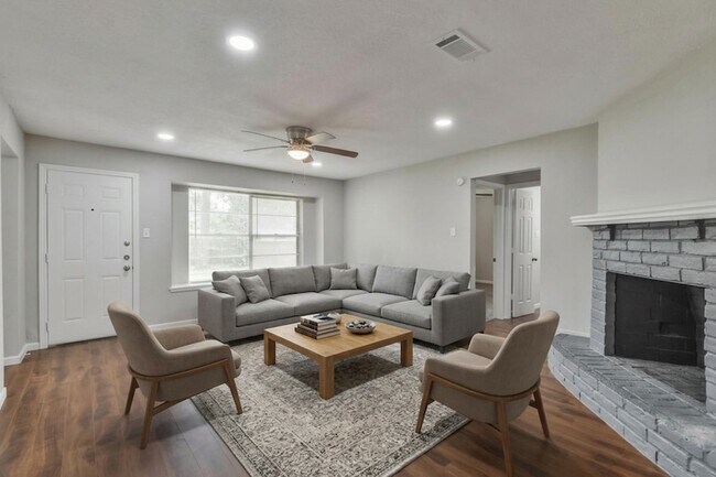 Building Photo - 23102 Wintergate Dr