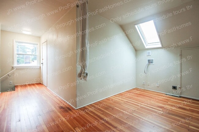 Building Photo - 5934 N Missouri Ave